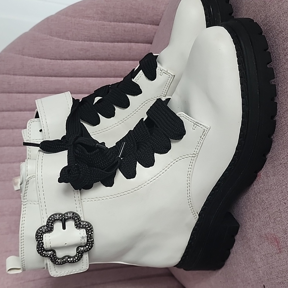 Sam & Libby White and Black Combat Boots with Chunky Sole